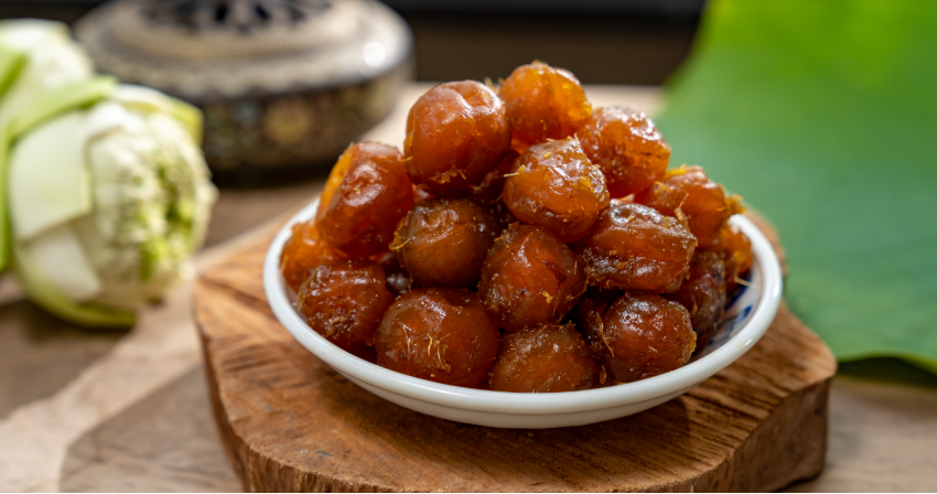 Ô mai Hà Nội từ lâu đã trở thành đặc sản nổi tiếng, không chỉ là món ăn vặt mà còn là món quà ý nghĩa Ô mai Hà Nội từ lâu đã trở thành đặc sản nổi tiếng, không chỉ là món ăn vặt mà còn là món quà ý nghĩa