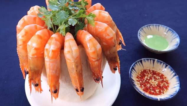 Tôm hấp dừa non
