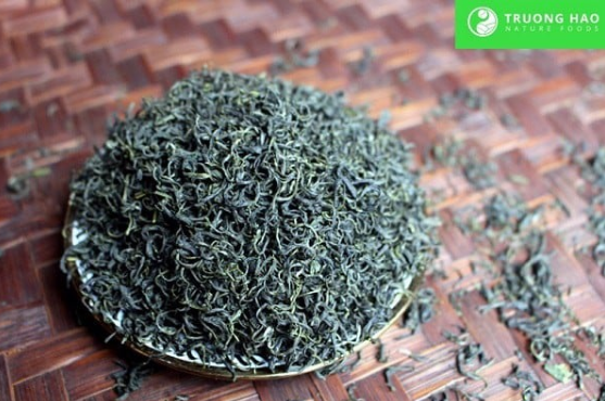 Trà Thái Nguyên chất lượng thường có màu xanh đen Trà Thái Nguyên chất lượng thường có màu xanh đen