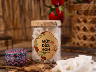 Mua mứt dừa non Bến Tre chuẩn vị tại Hà Nội