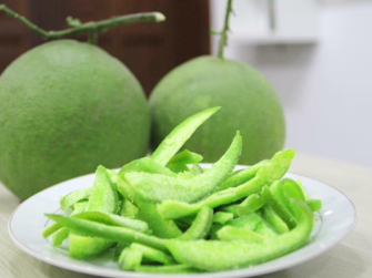 MỨT VỎ BƯỞI VÀ NHỮNG LỢI ÍCH ĐỐI VỚI SỨC KHỎE
